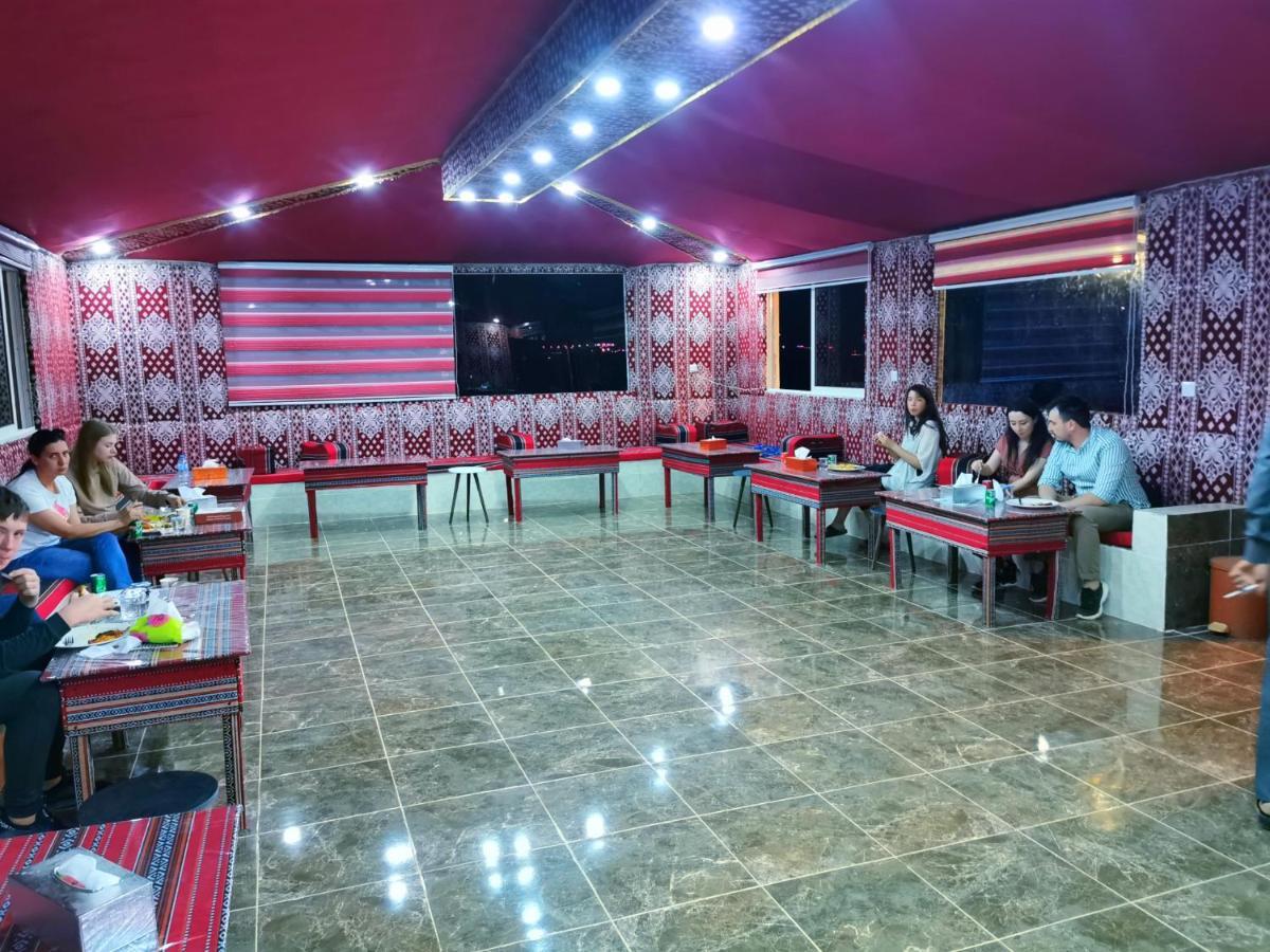 Rum Titanic Wadi Rum Ngoại thất bức ảnh