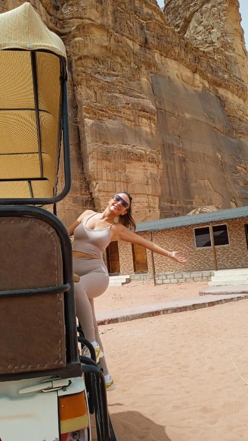 Rum Titanic Wadi Rum Ngoại thất bức ảnh