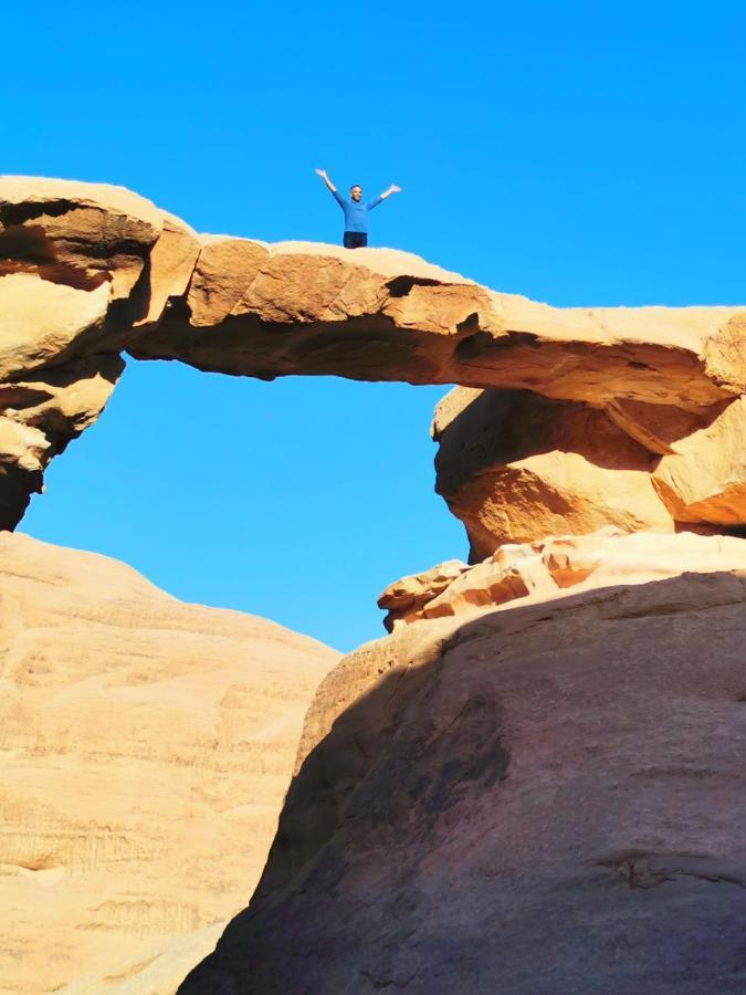 Rum Titanic Wadi Rum Ngoại thất bức ảnh