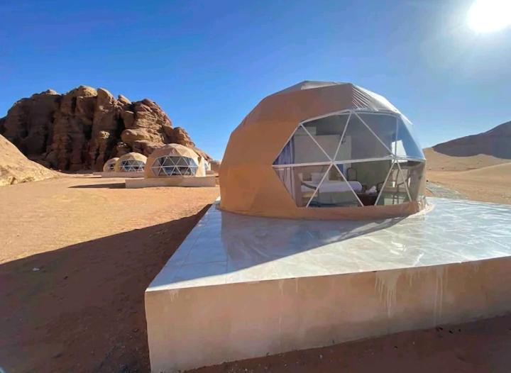 Rum Titanic Wadi Rum Ngoại thất bức ảnh