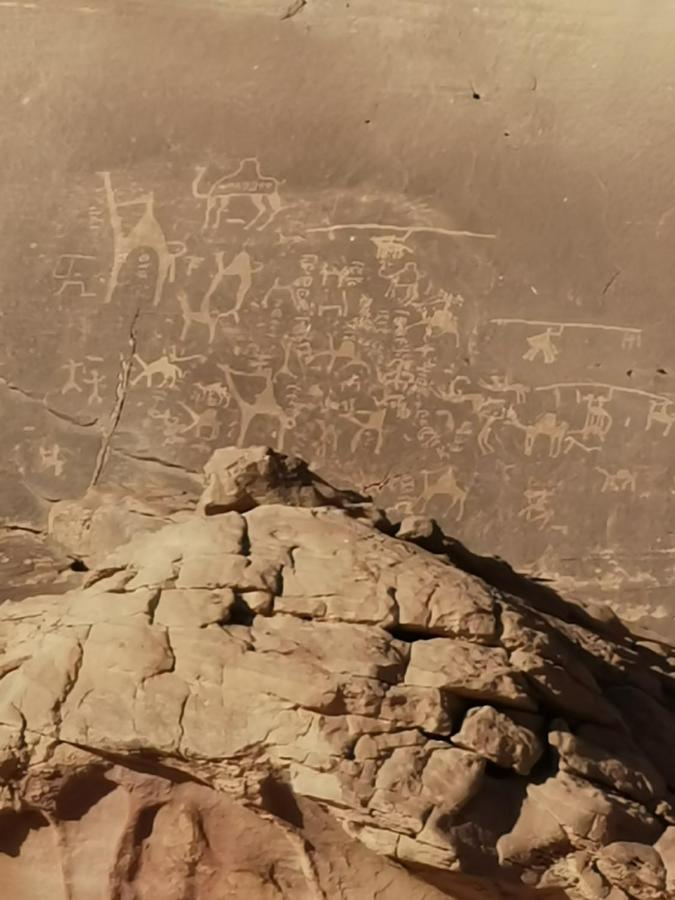Rum Titanic Wadi Rum Ngoại thất bức ảnh
