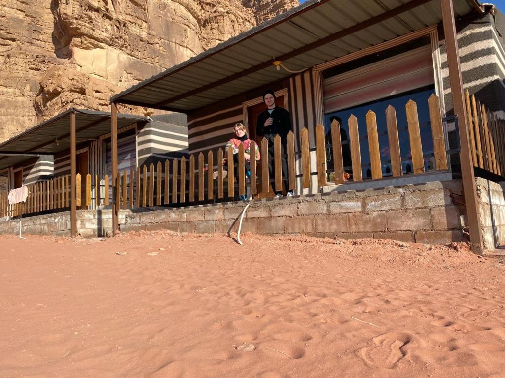 Rum Titanic Wadi Rum Ngoại thất bức ảnh