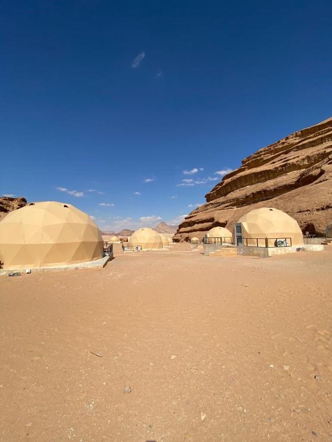 Rum Titanic Wadi Rum Ngoại thất bức ảnh